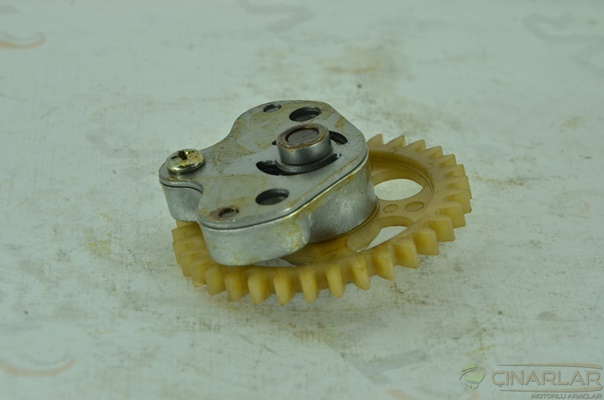 YAMAHA YBR 125 YAĞ POMPASI OEM