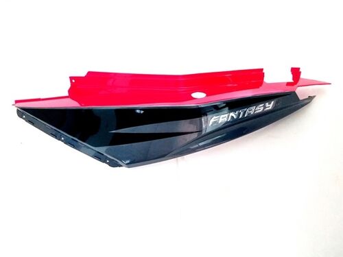 MOTO GUSTO Rmg Moto Gusto Fantasy 125 Sele Yan Arka Kapak Sol F12-10 Kırmızı MOTO GUSTO Rmg Moto Gusto Fantasy 125 Sele Yan Arka Kapak Sol F12-10 Kırmızı
