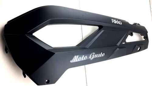 MOTO GUSTO Rmg Moto Gusto Rıkko Sele Yan Kapak Sol Sıyah MOTO GUSTO Rmg Moto Gusto Rıkko Sele Yan Kapak Sol Sıyah