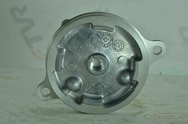 HONDA HONDA SPACY 110 YAĞ POMPASI KAPAĞI OEM HONDA HONDA SPACY 110 YAĞ POMPASI KAPAĞI OEM